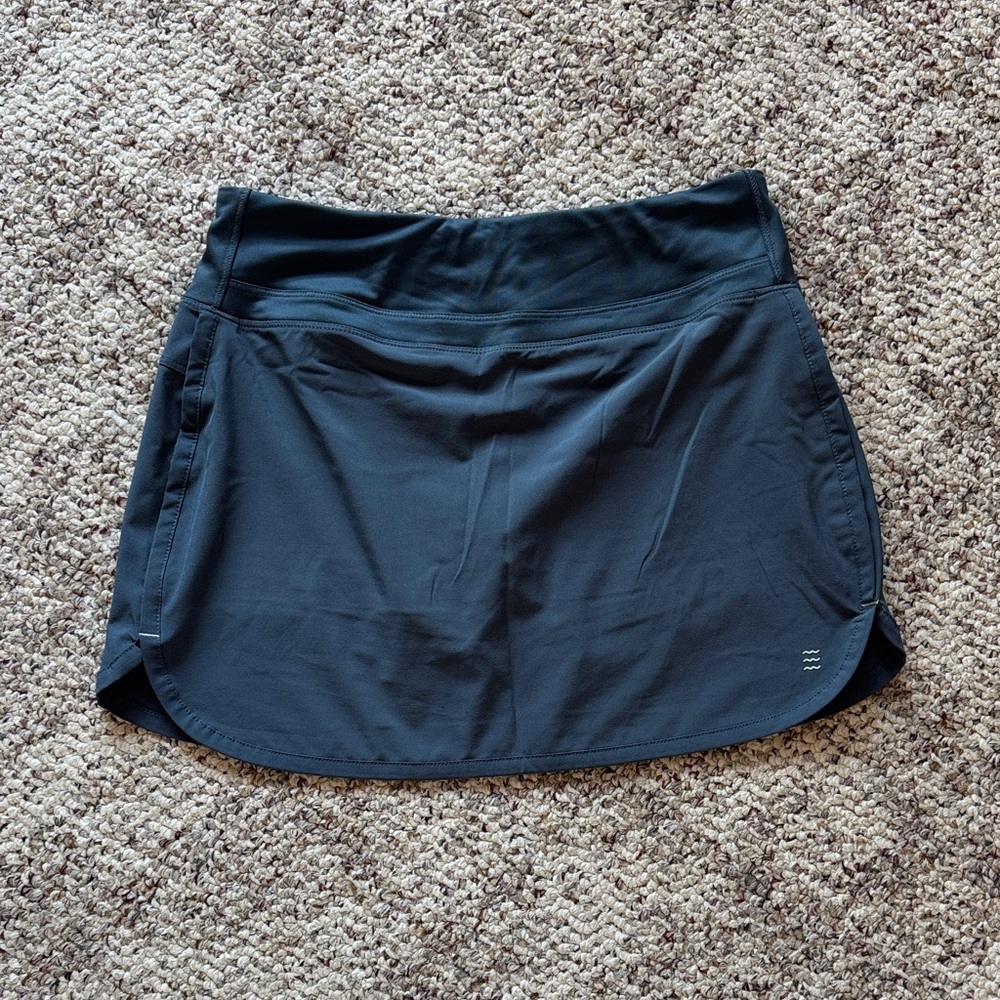 FREE FLY— Skort NWOT